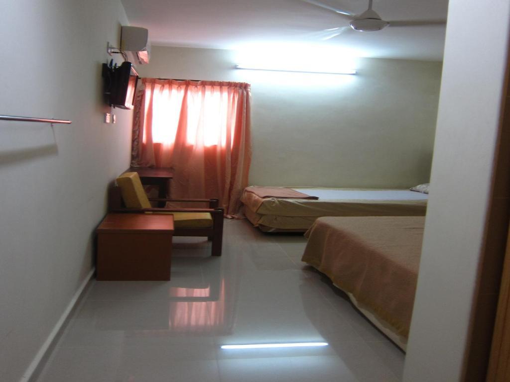 Skudai Baru Hotel Johor Bahru Room photo